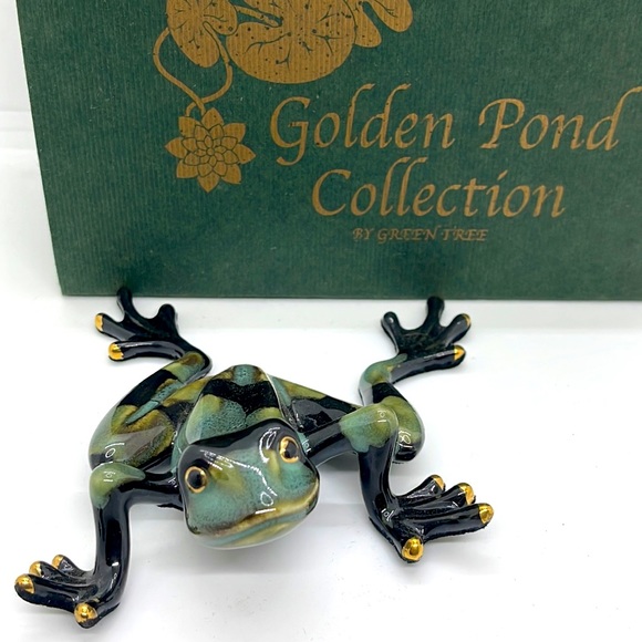 Golden Pond Collection by GREEN TREE Frog - Picture 1 of 9